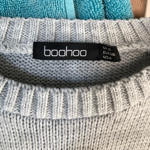 Boohoo Gray Ruffle Hem Sweater - Picture 3 of 3